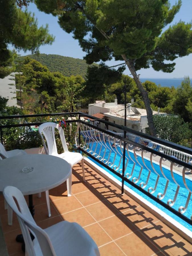Lions 2 Studios&Apartments, Poros Island. Poros Town Exterior foto